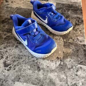 Nike Revolution 5 Blue Toddler Sneakers Size 7C